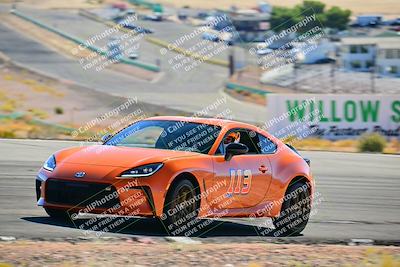 media/Oct-18-2025-Extreme Speed (Sat) [[d6d7e1fef1]]/Group 2 Green/Session 2 (Turn 3)/